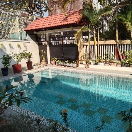 Room 7 - Studio In A Villa 5Mn Walk From The Royal Palace With Swimming Pool Phnom Penh Ngoại thất bức ảnh